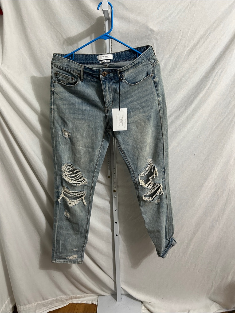 Uber distressed pistola jeans